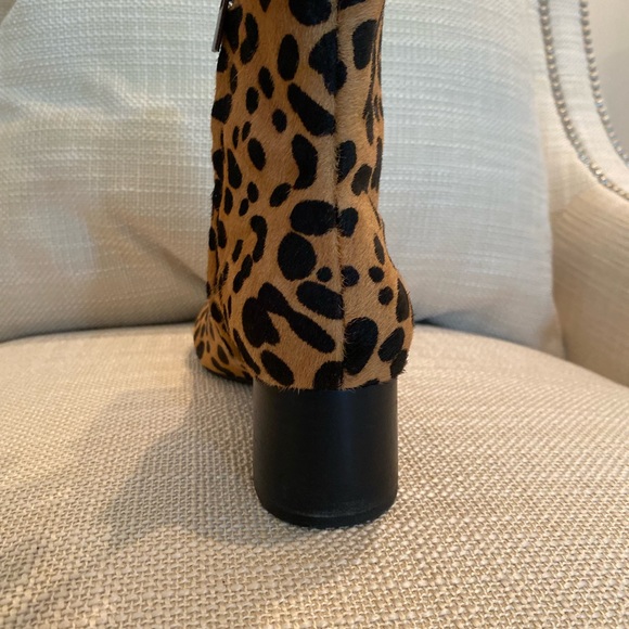 Violeta Womens Ankle Boots w Cheetah Cowhide / Side Zipper/Medium Heel /Size 8 - Picture 4 of 11